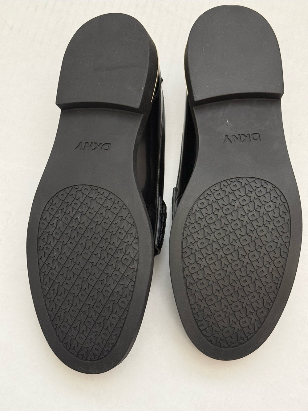 DKNY Black Patent Loafers with Gold Accent Size 10 - Picture 7 of 14